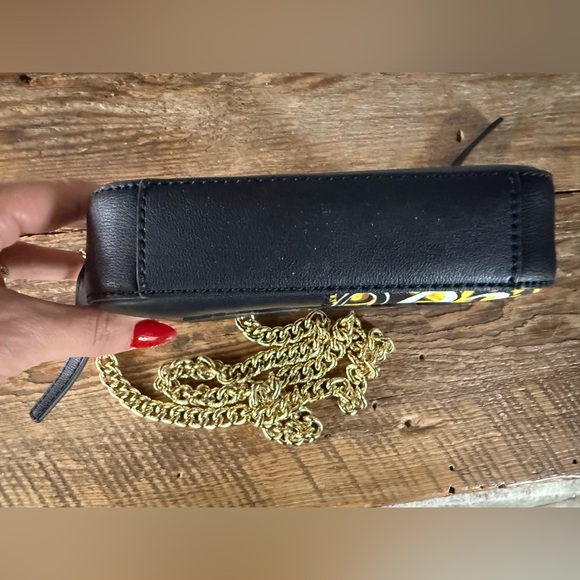 Versace Jeans Couture graphic logo print mini bag with crossbody strap - Picture 5 of 8